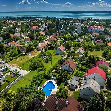 Fuege Villa Luxury & Wellness Balatonfured Exterior photo